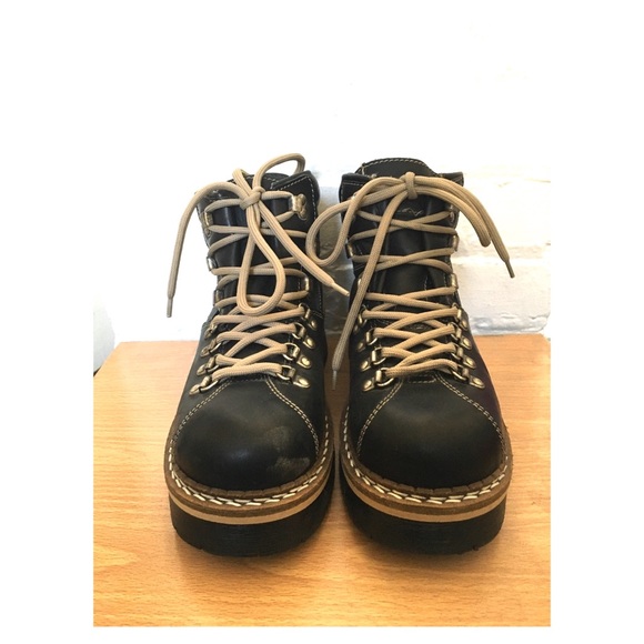 RARE Chunky Vintage ALDO Boots - Picture 3 of 10